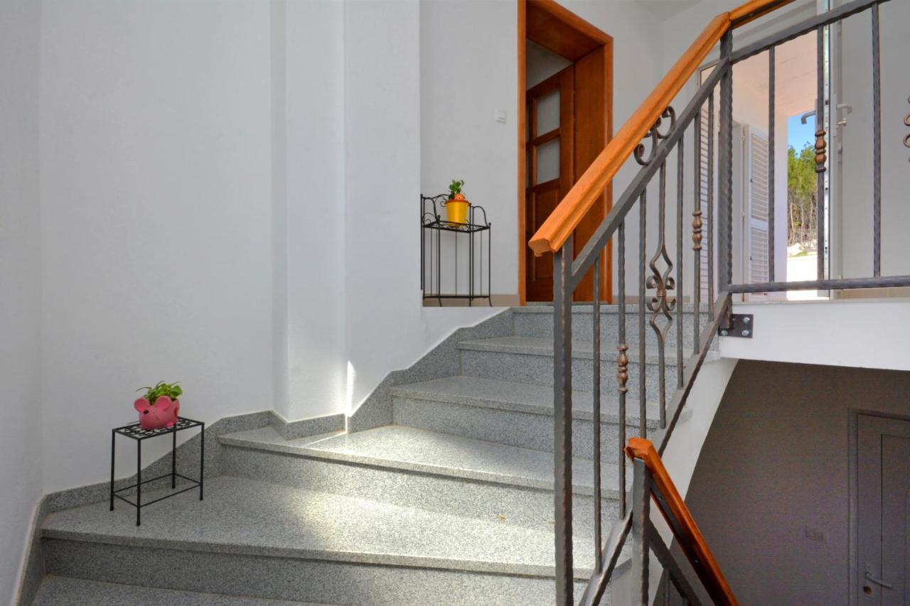 Apartment Wild Rose Podstrana Exterior photo